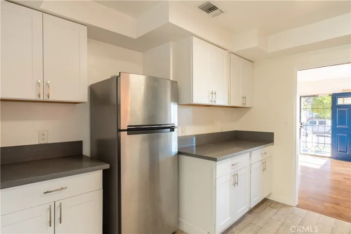 2413 W 180th Street, Torrance, California 90504