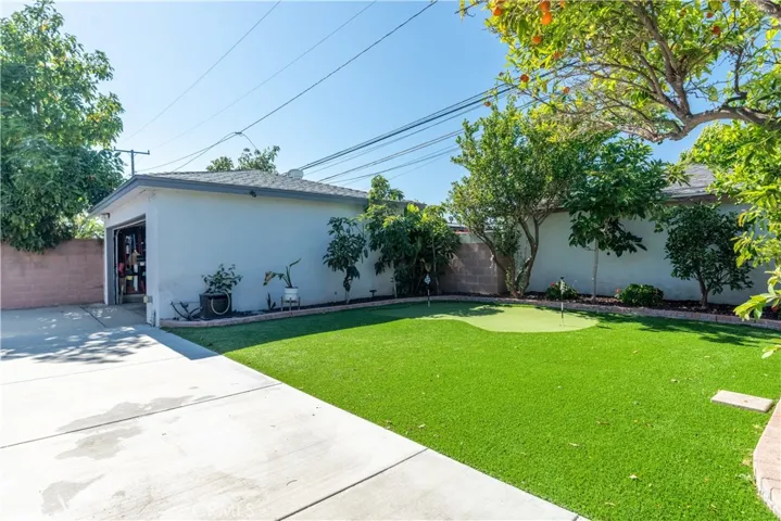 2413 W 180th Street, Torrance, California 90504
