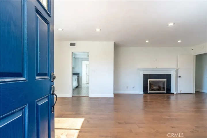 2413 W 180th Street, Torrance, California 90504