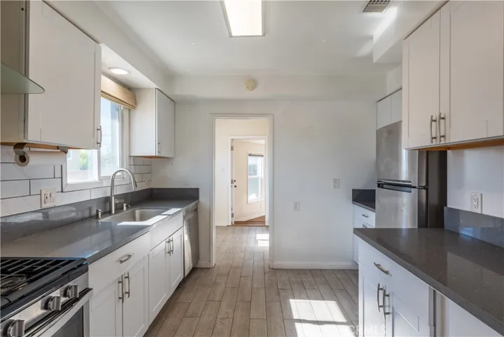2413 W 180th Street, Torrance, California 90504