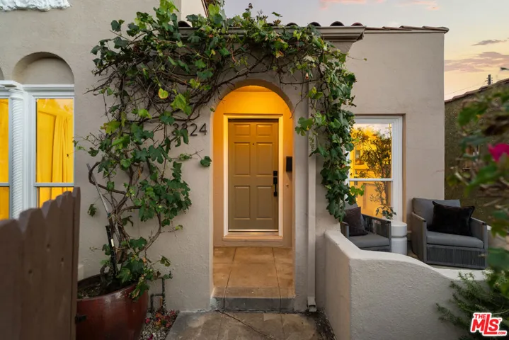 3324 Berkeley Avenue, Los Angeles, California 90026
