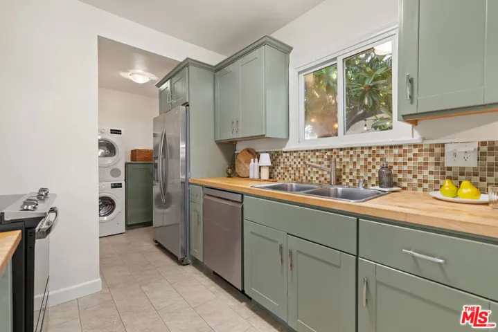 3324 Berkeley Avenue, Los Angeles, California 90026