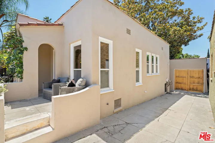 3324 Berkeley Avenue, Los Angeles, California 90026