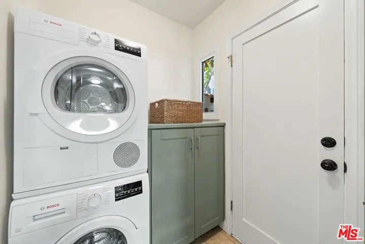 3324 Berkeley Avenue, Los Angeles, California 90026