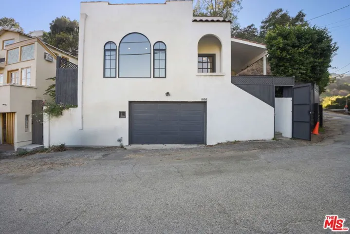 8188 Gould Avenue, Los Angeles, California 90046