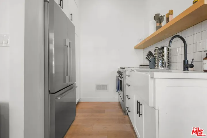 8188 Gould Avenue, Los Angeles, California 90046
