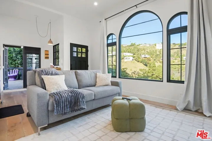 8188 Gould Avenue, Los Angeles, California 90046