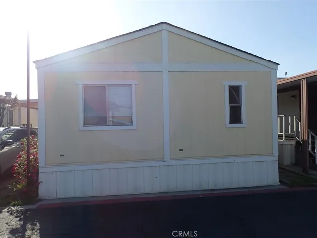 5678 Shull St. #17, Bell Gardens, California 90201