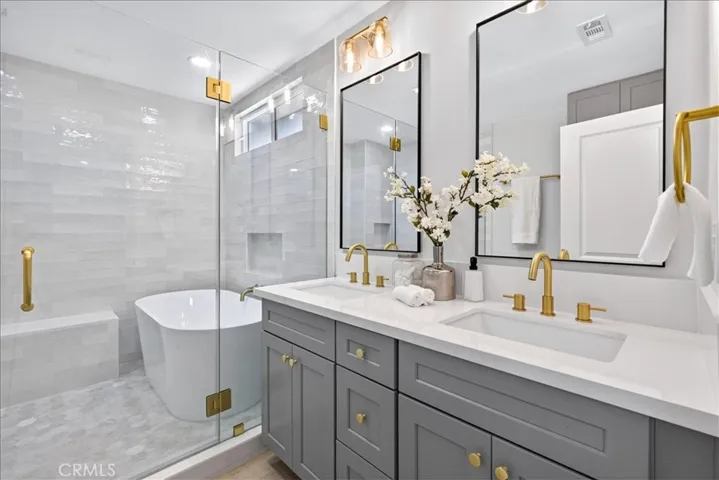 10553 Mcbroom Street, Sunland, California 91040