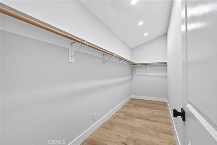 10553 Mcbroom Street, Sunland, California 91040