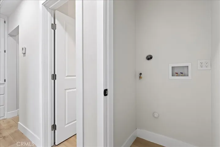 10553 Mcbroom Street, Sunland, California 91040