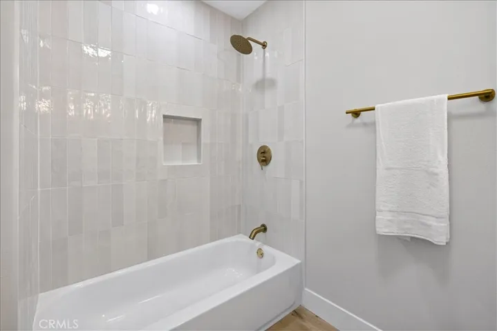 10553 Mcbroom Street, Sunland, California 91040