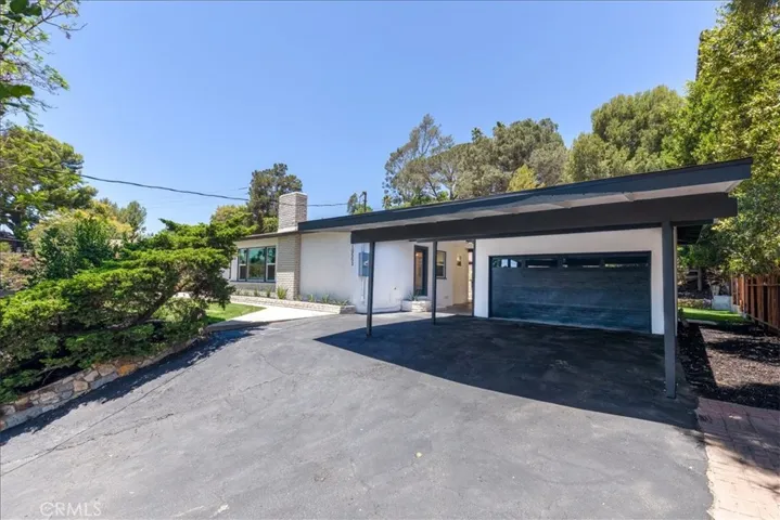 10553 Mcbroom Street, Sunland, California 91040