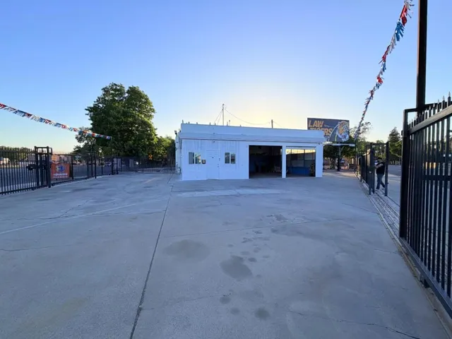 1411 Yosemite, Modesto, California 95354