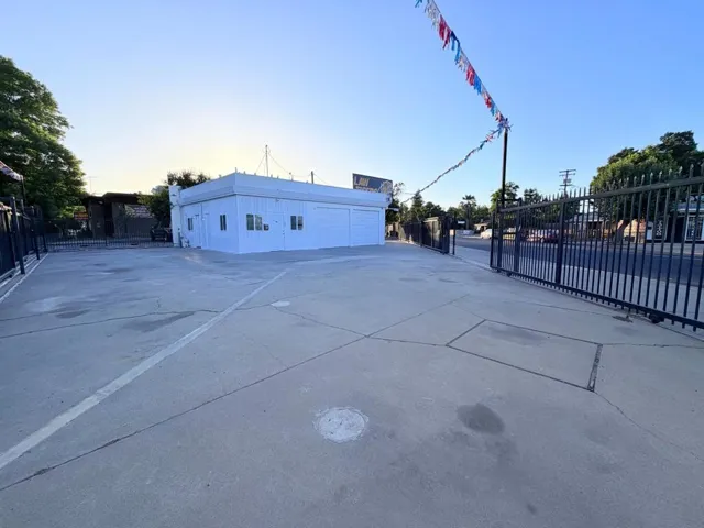 1411 Yosemite, Modesto, California 95354