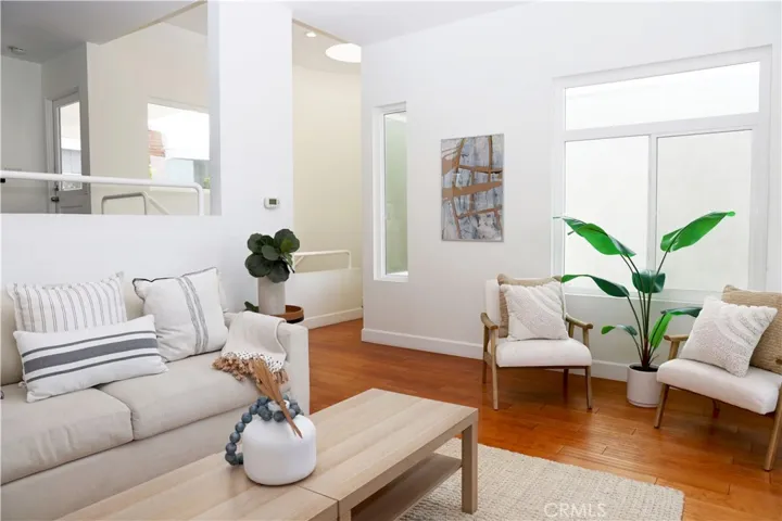 161 Ruby Street, Laguna Beach, California 92651