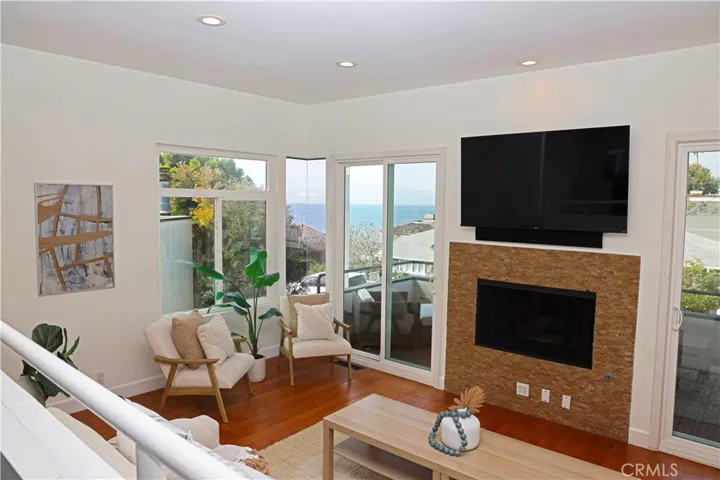 161 Ruby Street, Laguna Beach, California 92651