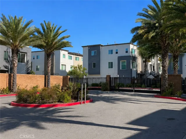14039 Ruby 1, Gardena, California 90247