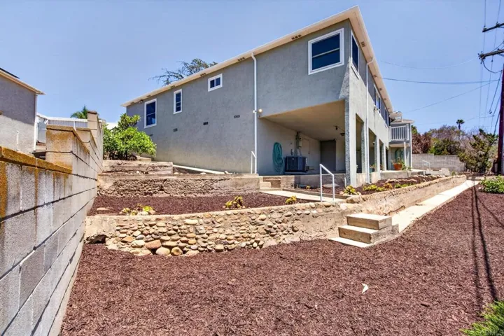 4235 Francis Way, La Mesa, California 91942