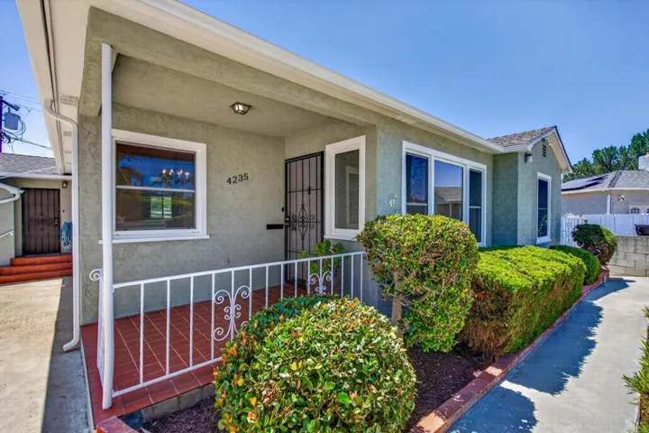 4235 Francis Way, La Mesa, California 91942