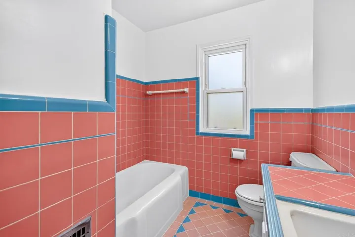 4235 Francis Way, La Mesa, California 91942