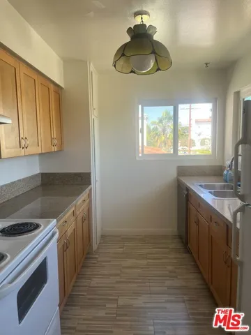 10789 Ohio Avenue 4, Los Angeles, California 90024