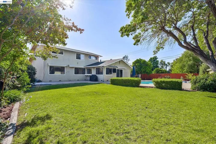 2065 Gill Port Ln, Walnut Creek, California 94598