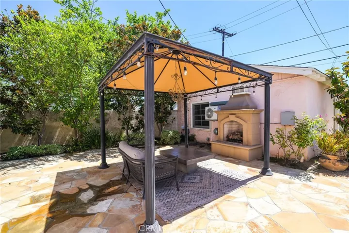 11672 Foster Road, Rossmoor, California 90720