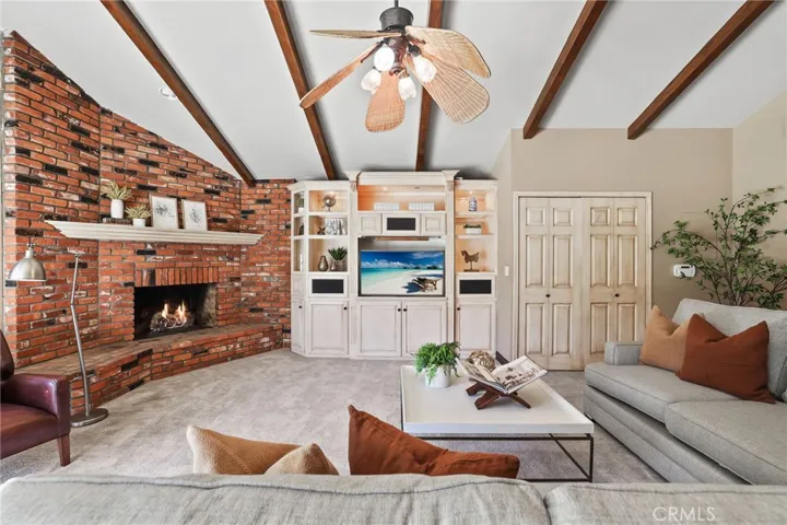11672 Foster Road, Rossmoor, California 90720