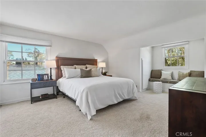 11672 Foster Road, Rossmoor, California 90720