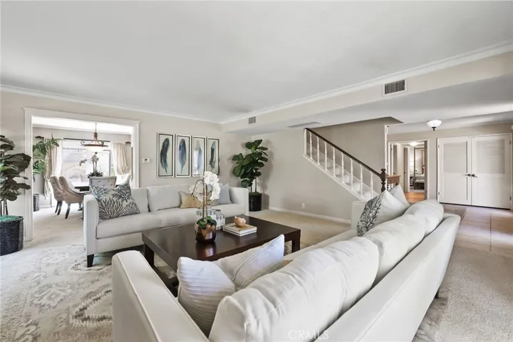 11672 Foster Road, Rossmoor, California 90720