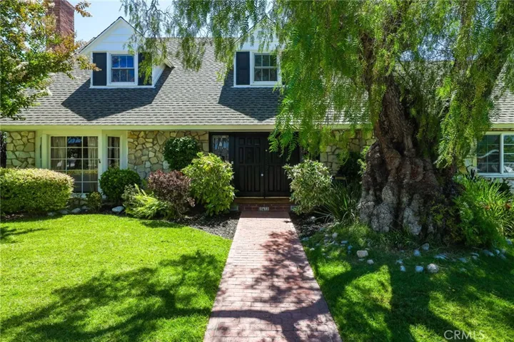 11672 Foster Road, Rossmoor, California 90720