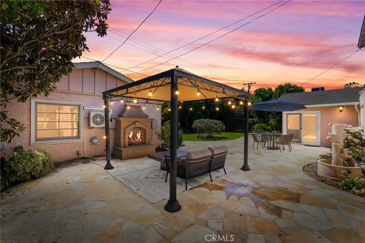 11672 Foster Road, Rossmoor, California 90720