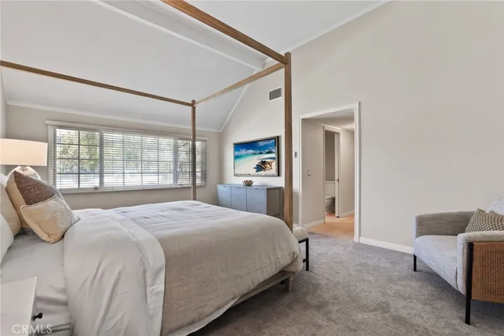 11672 Foster Road, Rossmoor, California 90720