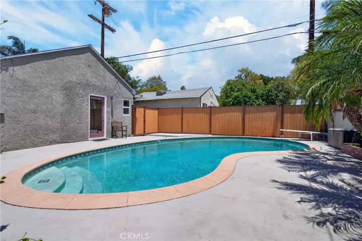 5938 Simpson Ave, Valley Village, California 91607