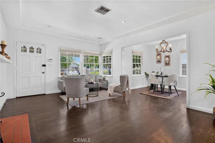 5938 Simpson Ave, Valley Village, California 91607