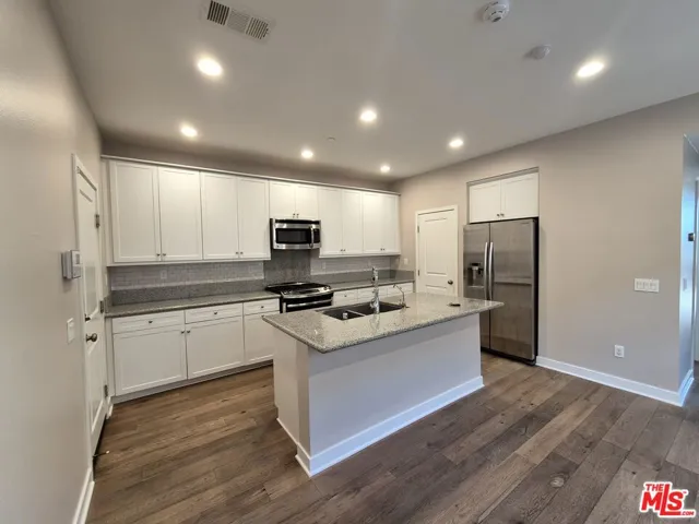 383 Silktree Avenue, Ventura, California 93004