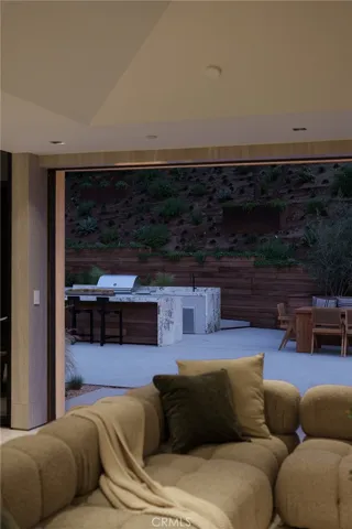 3187 Oakdell Rd, Studio City, California 91604