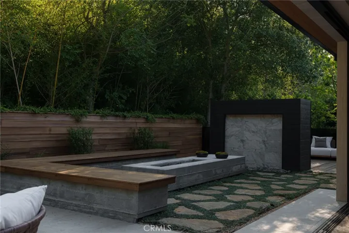 3187 Oakdell Rd, Studio City, California 91604