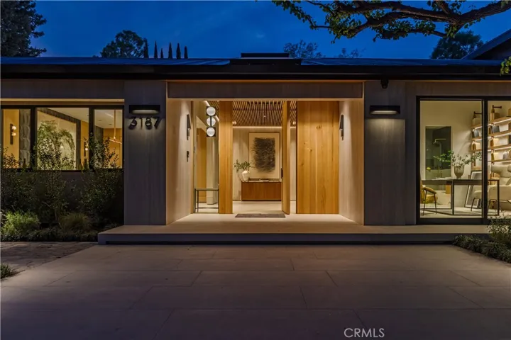 3187 Oakdell Rd, Studio City, California 91604