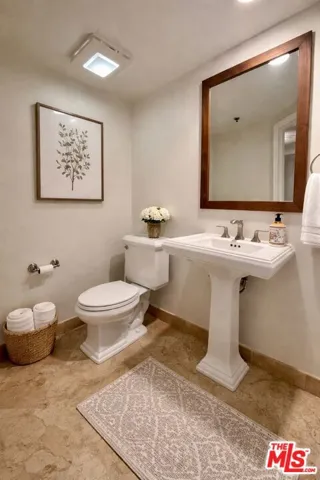 122 N Clark Drive 206, Los Angeles, California 90048