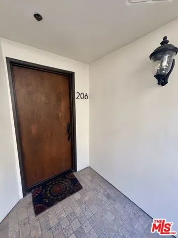 122 N Clark Drive 206, Los Angeles, California 90048