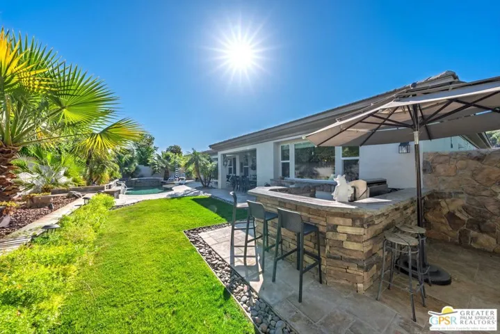 104 Azzuro Drive, Palm Desert, California 92211