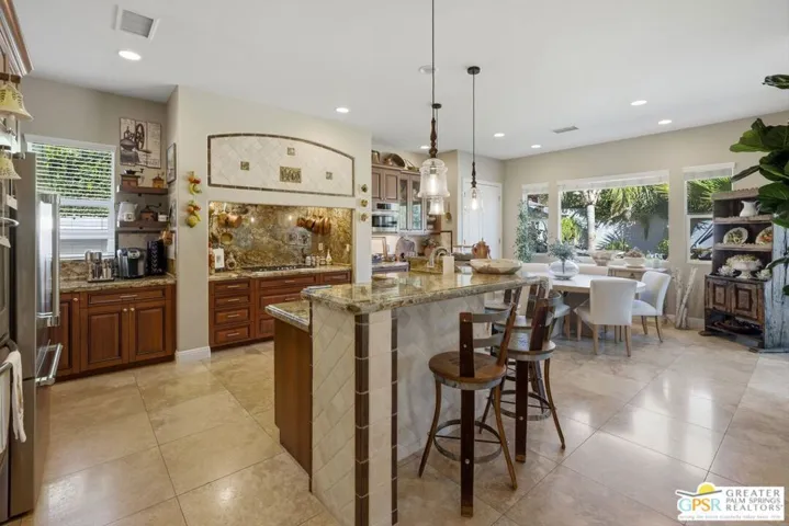 104 Azzuro Drive, Palm Desert, California 92211