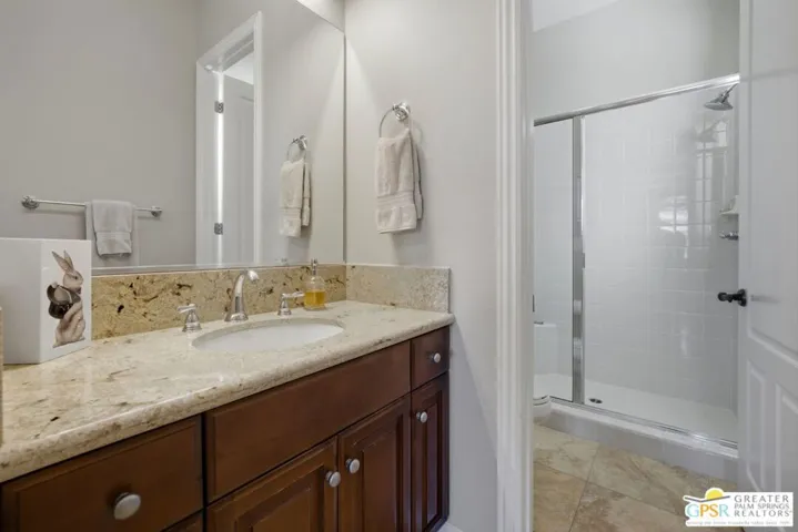 104 Azzuro Drive, Palm Desert, California 92211