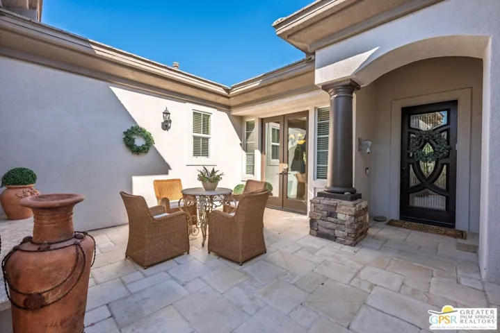 104 Azzuro Drive, Palm Desert, California 92211
