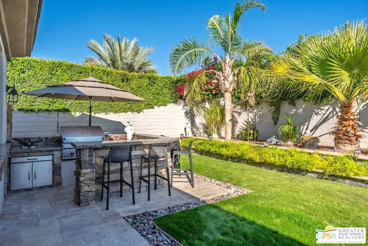 104 Azzuro Drive, Palm Desert, California 92211
