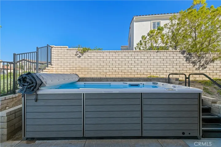 28417 Steel, Valencia, California 91354