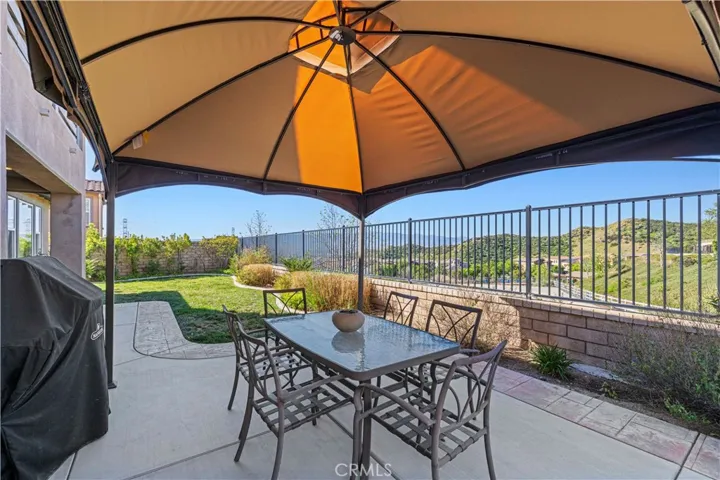 28417 Steel, Valencia, California 91354