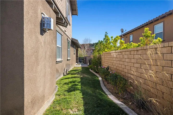28417 Steel, Valencia, California 91354